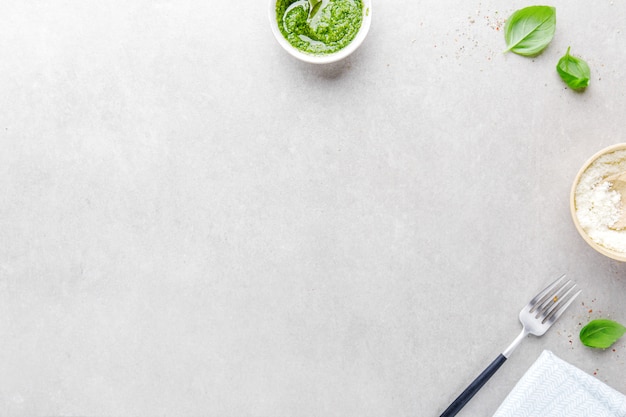 Fondo de comida con ingredientes de comida italiana