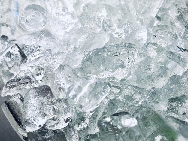 Foto fondo de cubitos de hielo textura o fondo de cubitos de hielo me hace sentir fresco y bien
