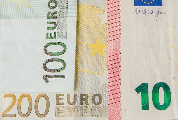 Fondo de dinero en efectivo en euros Fondo de billetes de dinero en euros Fondo de diferentes billetes en euros de cerca