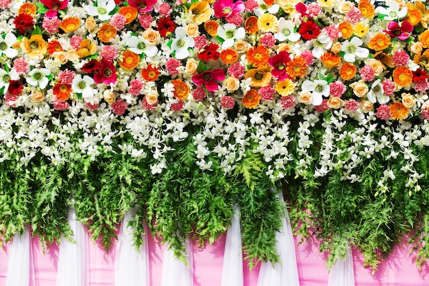 Fondo de flores hermosas para la escena de la boda