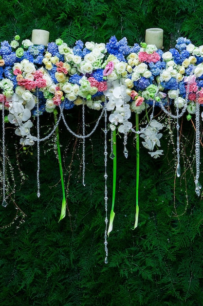 Fondo de flores hermosas para la escena de la boda