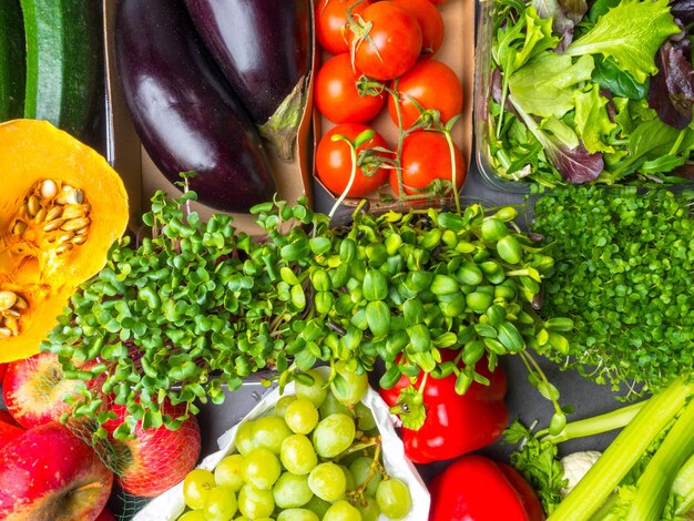 Fondo de frutas y verduras crudas Concepto de alimentos orgánicos saludables