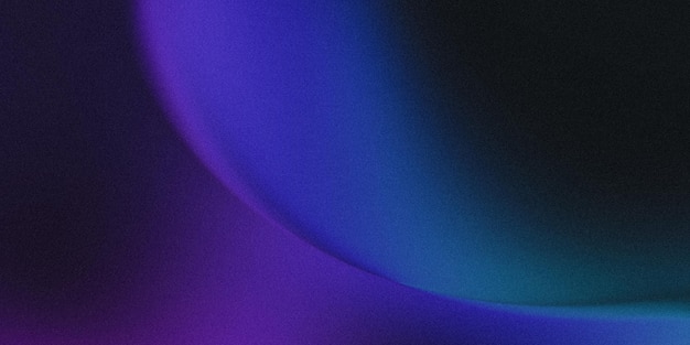 Fondo de gradiente abstracto con tonos de azul púrpura y negro que crea un efecto de transición suave