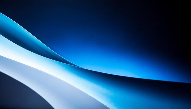 Fondo de gradiente azul abstracto con suaves transiciones de blanco a negro que evoca profundidad y serenidad