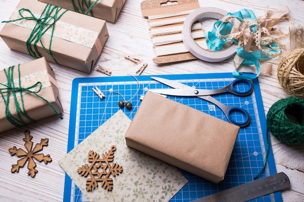 Foto fondo del libro de recuerdos. navidad - niña packs regalo