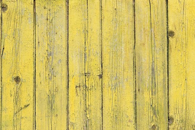 Fondo de madera amarillo antiguo