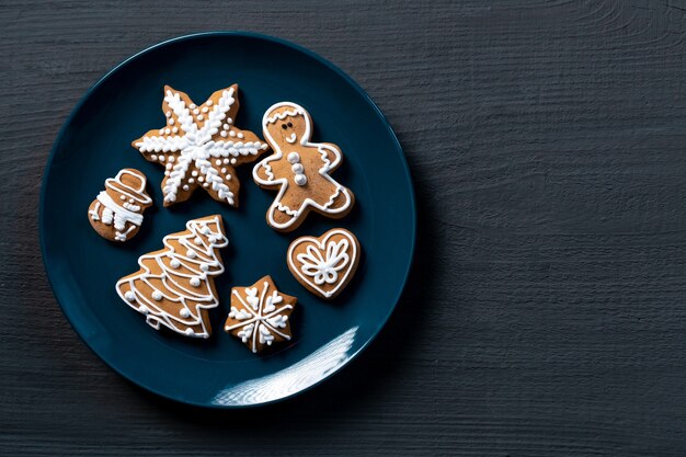 Fondo madera regalo galleta azul