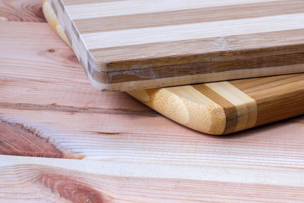 Fondo de madera de la superficie del tablón de madera tratada con luz fotografía macro de cerca