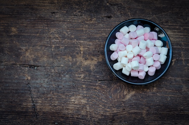 Fondo de malvaviscos mini rosa y blanco