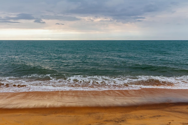 fondo del mar. Costa del Océano Índico. Sri Lanka