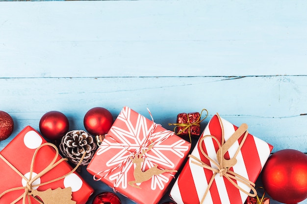 Fondo de marco de Navidad con cajas de regalo