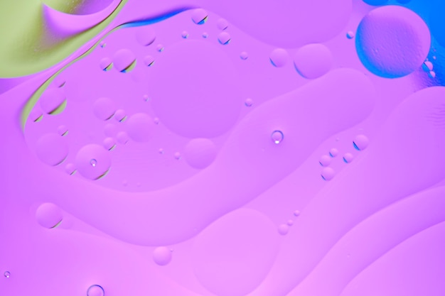 Fondo multicolor abstracto y brillante con círculos de aceite