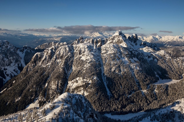 Fondo De Naturaleza Canadiense Montañas Aéreas