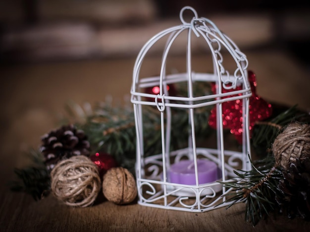 Fondo de NavidadVela de Navidad y decoración del árbol de Navidad