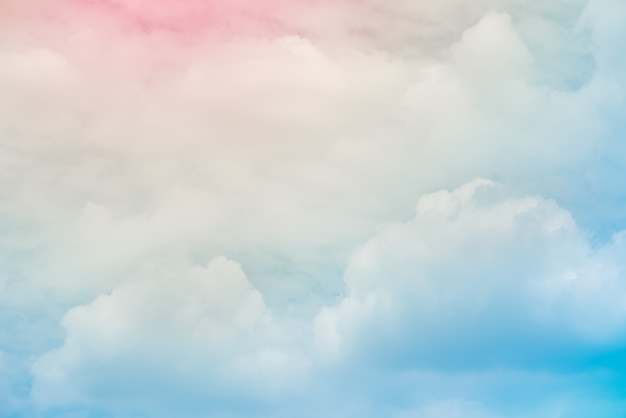 fondo de nubes con un color pastel