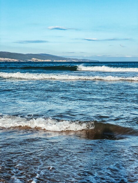 Fondo de paisaje de resort de mar de olas