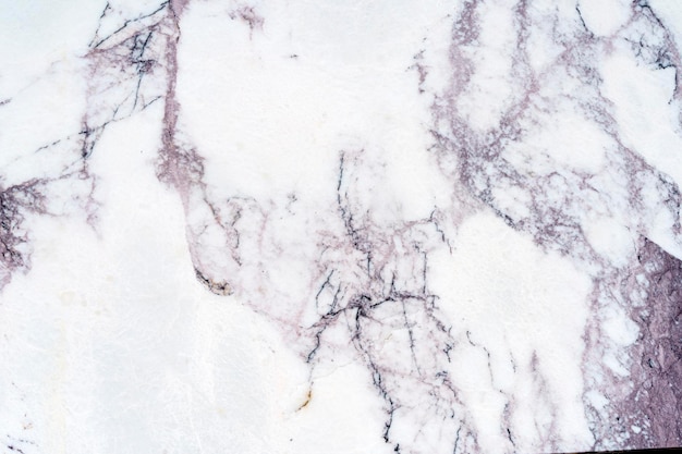 Fondo de patrón blanco de piedra de mármol Roca de piedra de luz natural con superficie de textura para el diseño interior del piso de la mesa de decoración