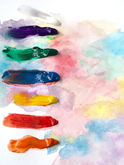 Foto fondo pintado acuarela abstracta en colores pastel con colores exprimidos