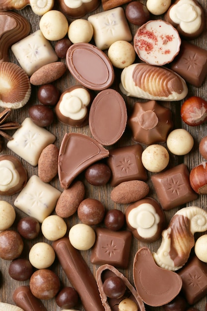 Foto fondo de primer plano de diferentes tipos de chocolates