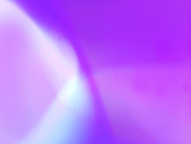 un fondo púrpura con un borde blanco y un fondo pórpura