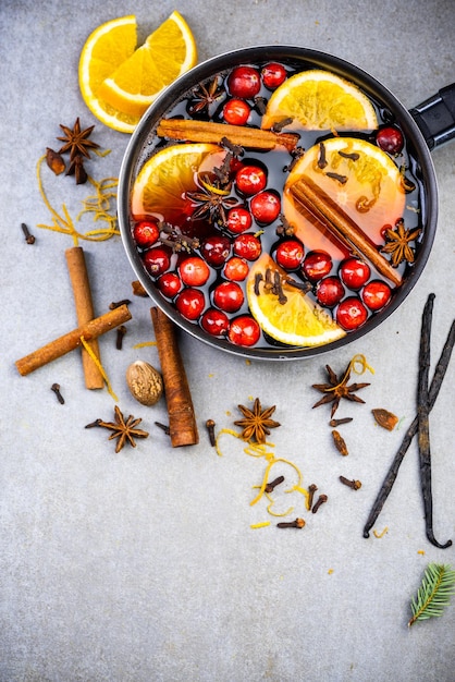 Fondo de receta de vino caliente tradicional Vista superior Espacio de copia