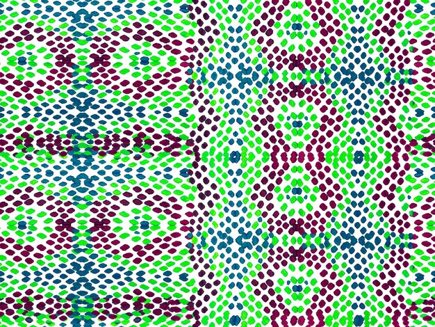 Fondo de rombo de verano. Textura aleatoria de piel de serpiente. Relación Ikat geosimétrica. Diseño étnico acuarela. Patrón de traje de baño geométrico vibrante verde y rojo. Patrón étnico sin costuras.