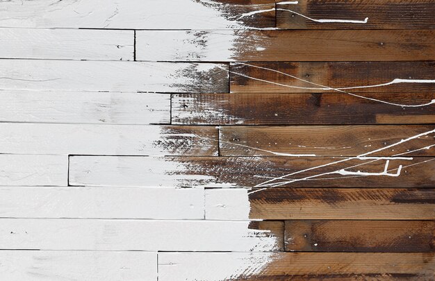 Fondo de tablón de madera blanco recién pintado