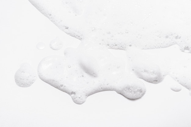 Fondo con textura de espuma de jabón blanco