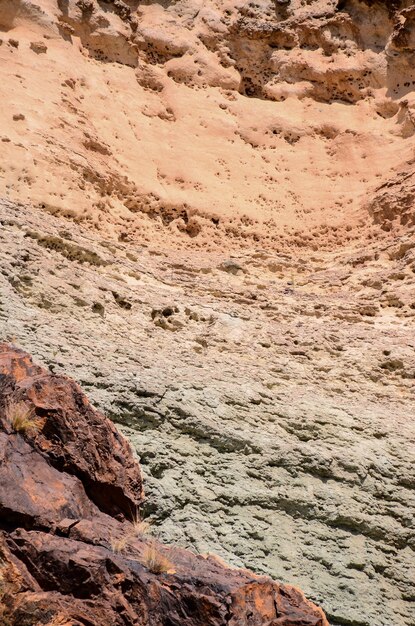 Fondo de textura de piedra de roca basáltica de lava seca