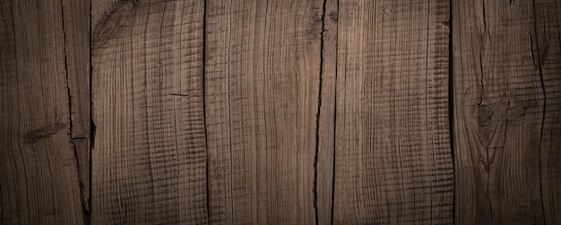 Fondo de textura de tablón de granero de madera vintage en la oscuridad