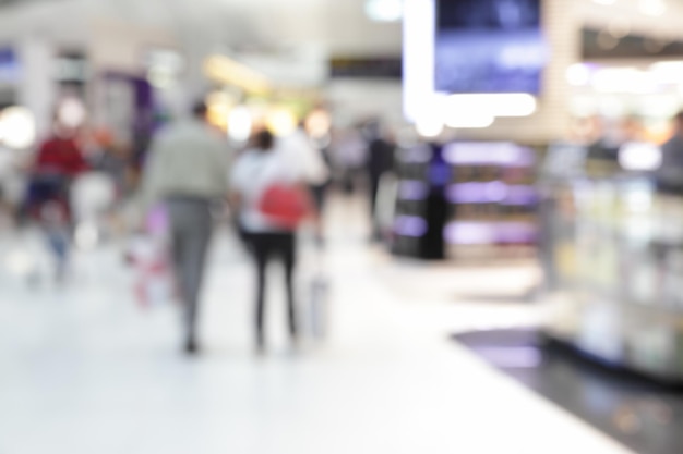 Fondo de la tienda libre de impuestos en el aeropuerto fuera de foco