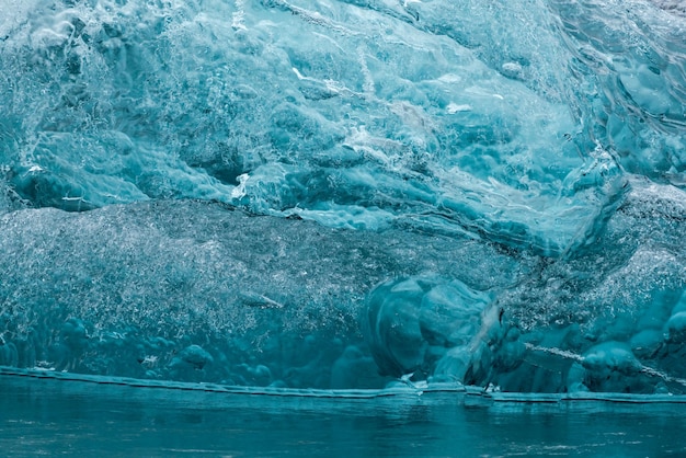 Fondo de vista de primer plano de iceberg masivo en islandia