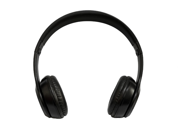 Fone de ouvido preto no fundo isolado