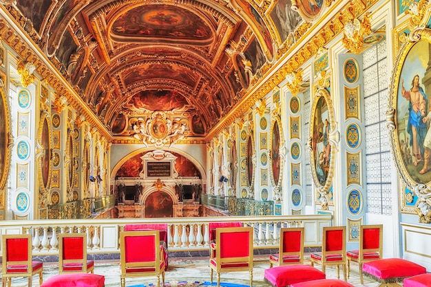 FONTAINEBLEAU FRANCIA 09 DE JULIO DE 2016 Interiores del Palacio de Fontainebleau La Sala sobre la Capilla Chateau fue uno de los principales palacios de los reyes franceses