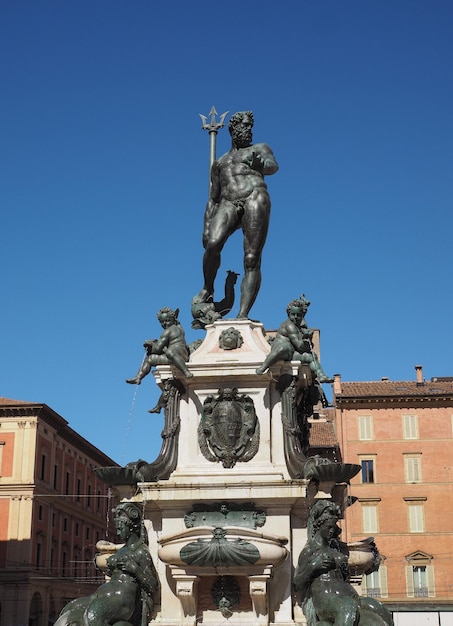 Fontana del nettuno (fonte de neptuno) em bolonha