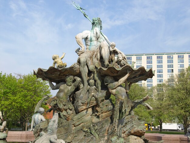 Fonte Neptunbrunnen em Berlim