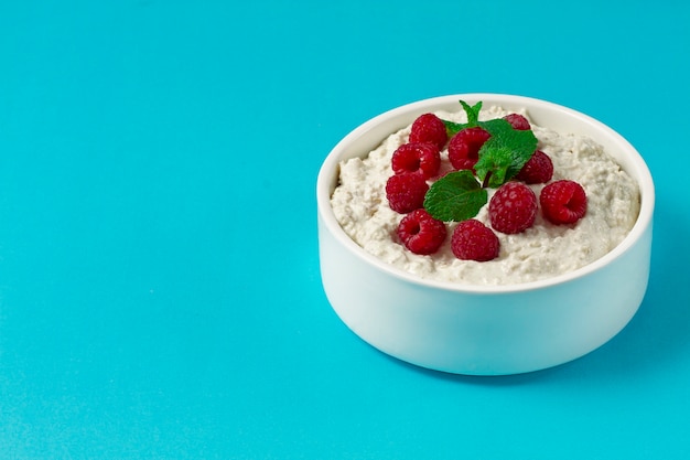 food Bowl yogur con frambuesas y menta