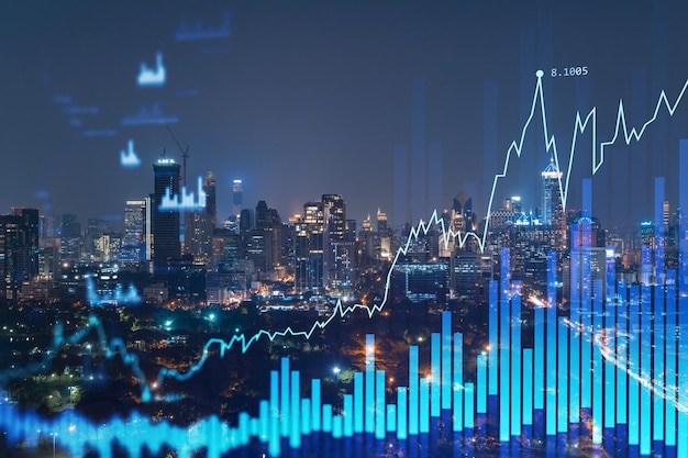 FOREX Graph Hologramm Luftbild Nacht Panorama Stadtbild von Bangkok der entwickelte Standort für Börsenforscher in Südostasien Das Konzept der Fundamentalanalyse Doppelbelichtung