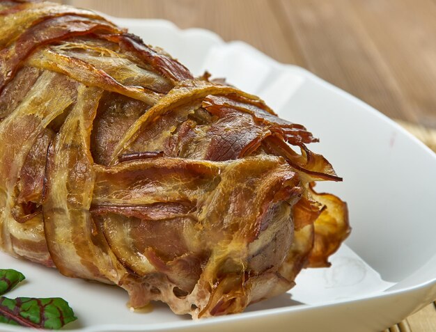 Forloren Hase - Dänischer Hackbraten mit Speck Nahaufnahme