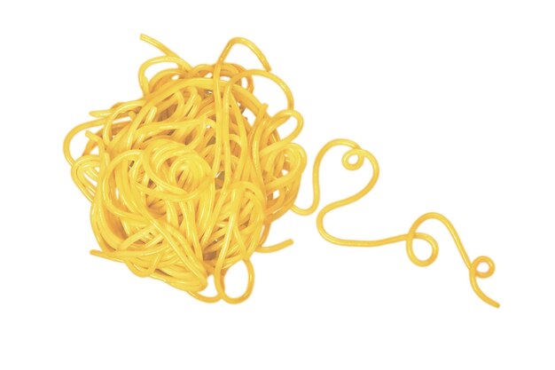 forma de corazón de espagueti
