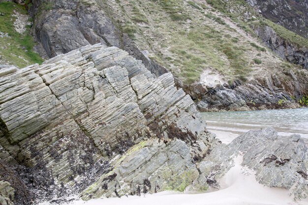 Formación rocosa en la playa de Maghera, Ardara, Irlanda