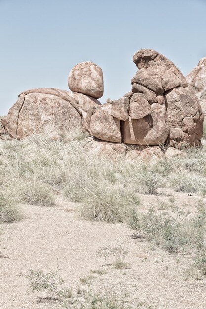 Foto formaciones rocosas en el paisaje contra un cielo despejado