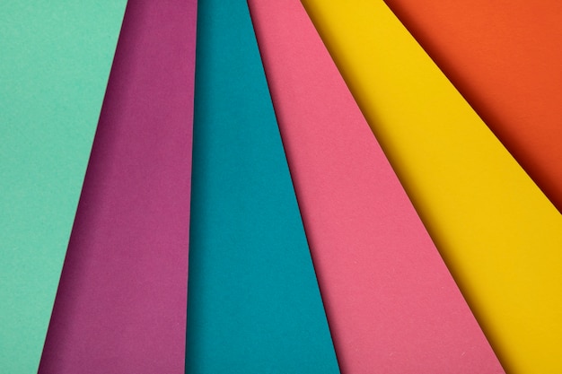 Formas de papel psicodélico multicoloridas