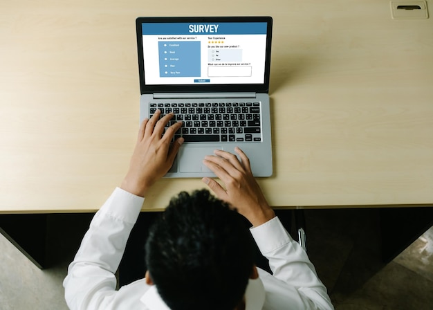Formulario de encuesta en línea para la recopilación de información digital moderna en la red de Internet
