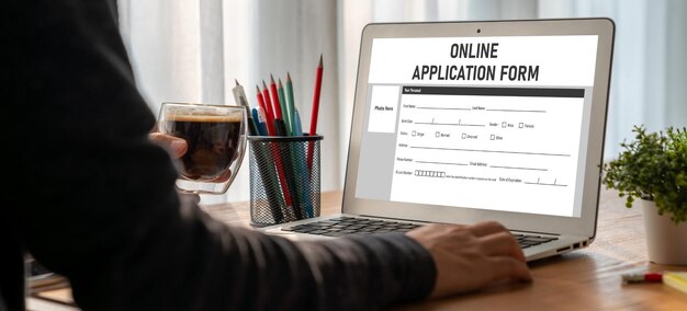 Foto formulario de solicitud en línea para el registro modish en el sitio web de internet