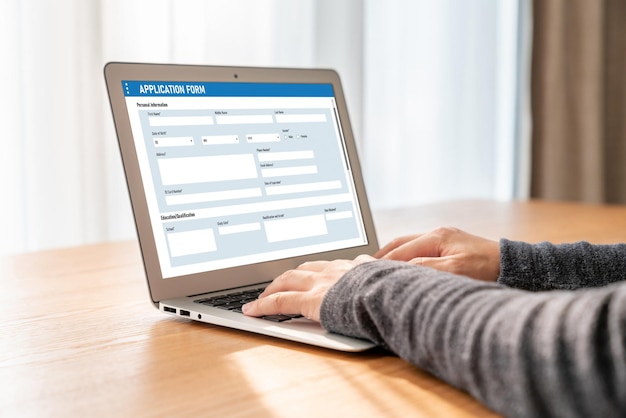 Formulario de solicitud en línea para el registro modish en el sitio web de Internet