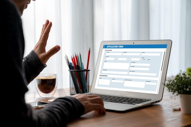 Formulario de solicitud en línea para el registro modish en el sitio web de Internet