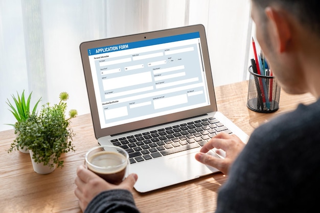 Formulario de solicitud en línea para el registro modish en el sitio web de Internet