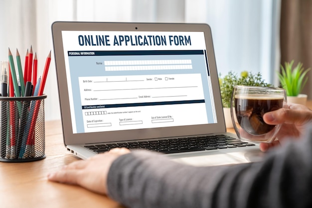 Formulario de solicitud en línea para el registro modish en el sitio web de Internet