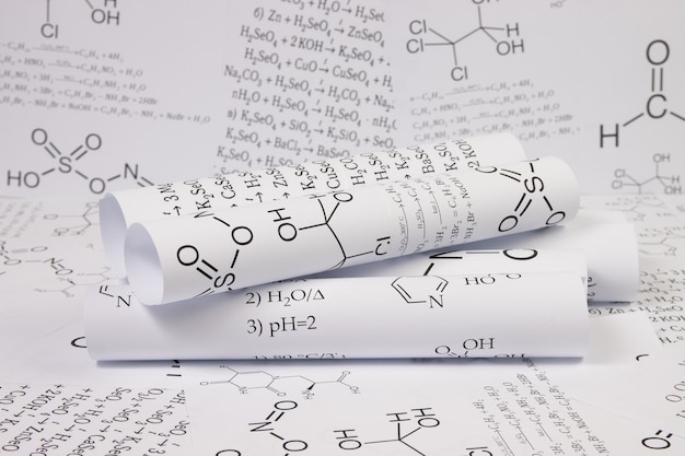 Foto fórmulas impresas compuestos químicos cerrar